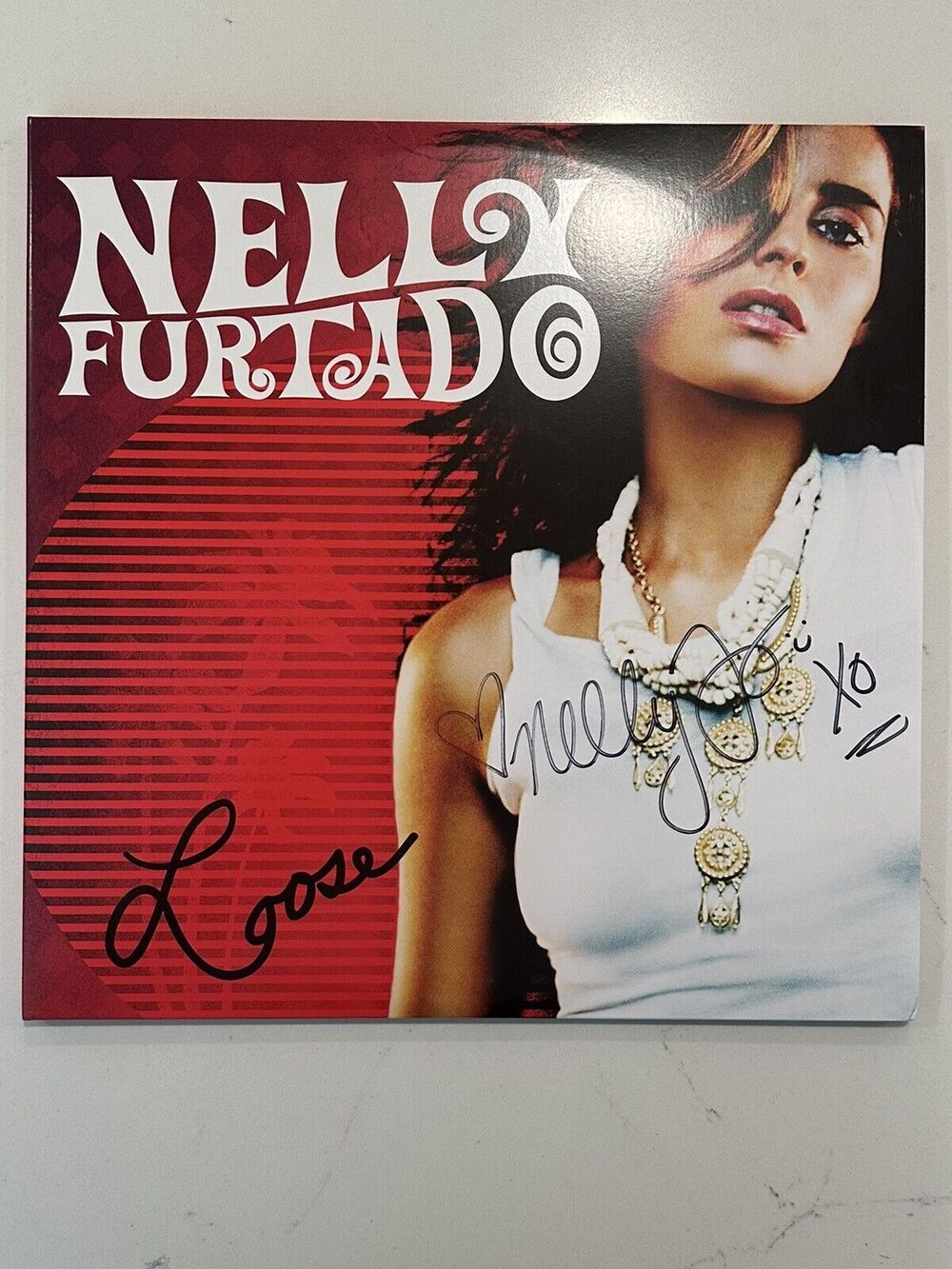 NELLY FURTADO Signed LOOSE Vinyl LP AUTOGRAPHED [IN HAND] RARE #2